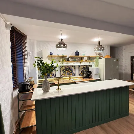 Lime Hotel
