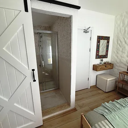 Lime Hotel