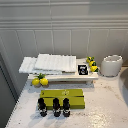 Hotel Lime *